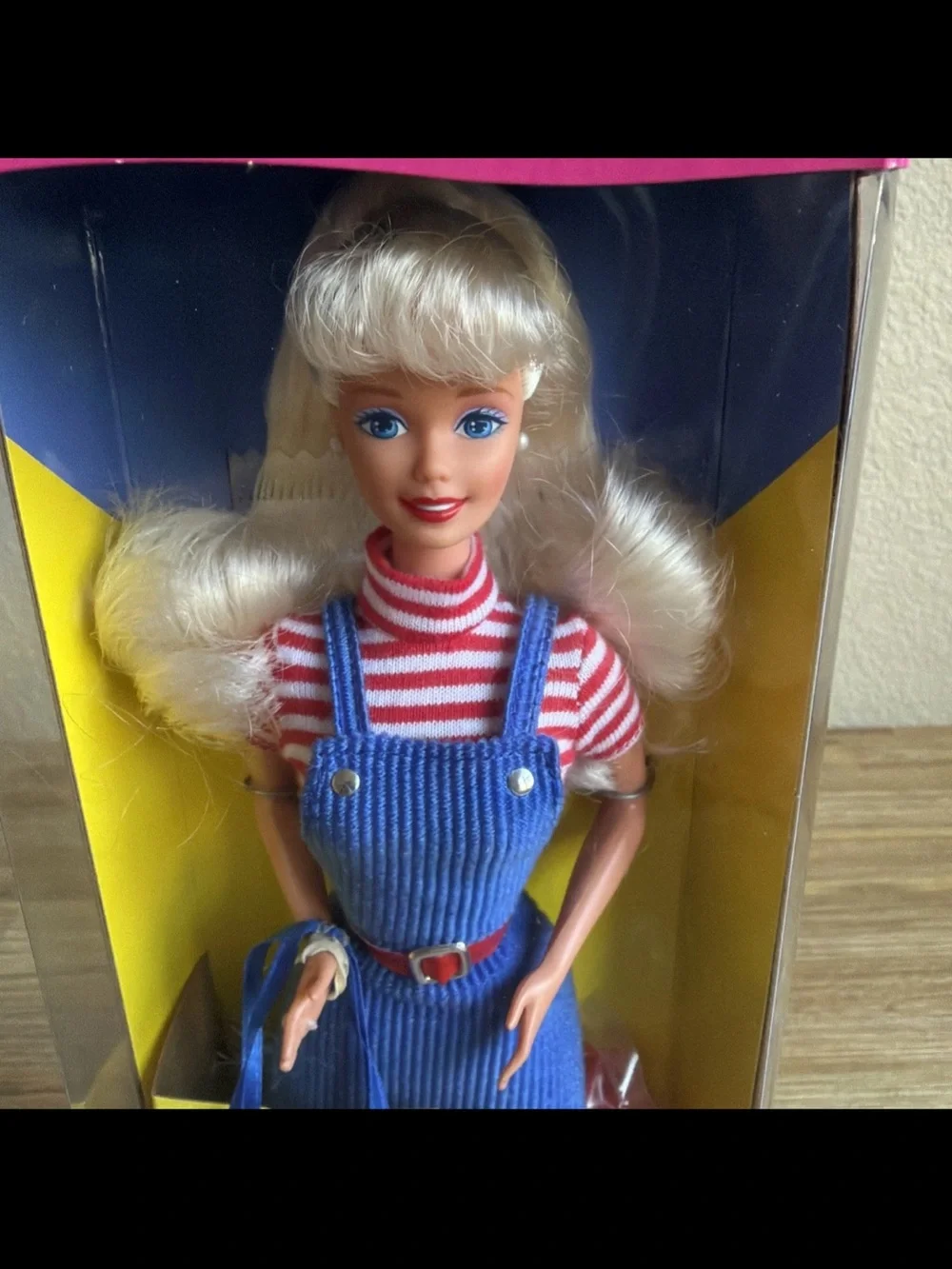 1997 Walmart Special Edition Shopping Time Barbie Doll NRFB Mattel Vintage New!